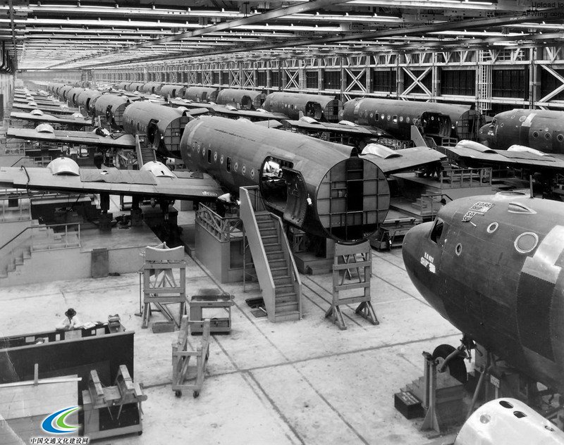 道格拉斯庞大的DC-4/C-54生产线