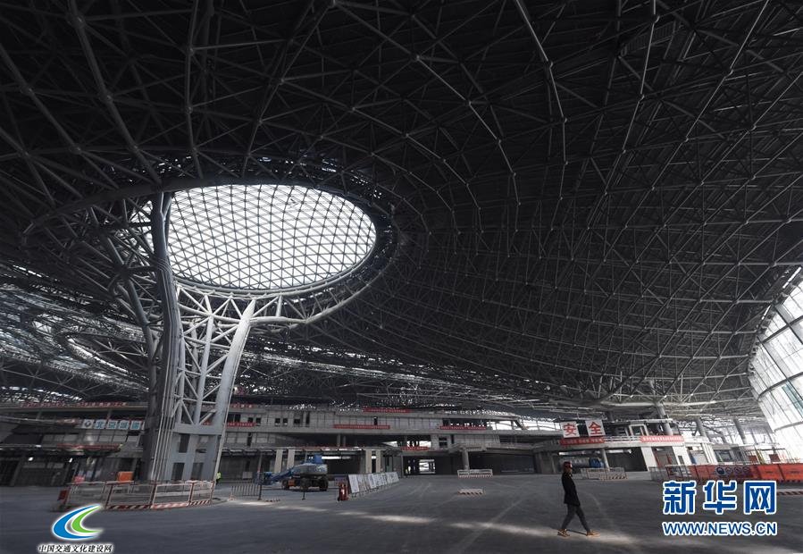 北京新机场航站楼已实现功能性封顶封围 3