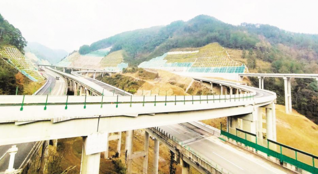 贵州：沿河经印江（木黄）至松桃高速公路年底通车